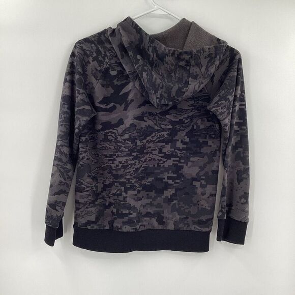 EUC Boys Under Armour Camo Hoodie - Picture 5 of 5